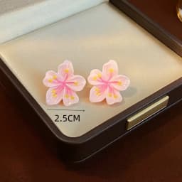 Big White Camellia Flower Stud Earring Female Simple Exaggerated Resin Ear Jewelry Wedding Best Friend Christmas Gift
