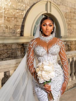 Luxury Sparkling Bead Wedding Dresses for Bride Mermaid Long Sheer Sleeves African Women Bridal Gowns Robe De Mariee Customized