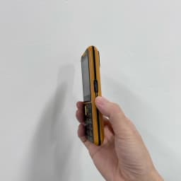YEEMI K3 Super Thin Mobile Phone 2.4inch HD Screen GSM 2G Dual SIM Card Long Standby Flashlight Camera Type-C Button Phone