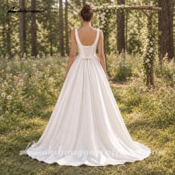 Lakshmigown Satin Deep V-neck Ball Gown Wedding Dress with Lace-up Back Ivory Wedding Gown Cheap Robe De Mariee Customized
