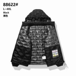 Outdoor Windproof Hooded Parkas Men Winter Thicken Warm Outerwear Men Puffer Jackets Male Fashion New Padded Quality Parka Coats