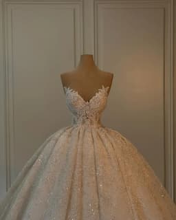 Customized Crystal Princess Ball Gown Wedding Dresses Sleeveless Sweetheart Bridal Gowns Sequins Pearls Beads Vestido de novia