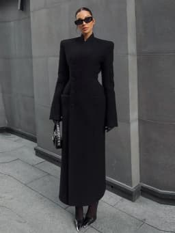 Elegant Hidden Button V-neck Long Coat Women Vintage Classic Waist-cinching Black Tweed Coats Lady Winter Chic Street Overcoats