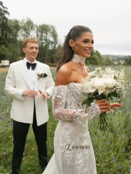 Lorencia Long Sleeves Lace Mermaid Wedding Dresses with Choker Pearls Beading Basque Waist Fitted Bridal Gowns Customized