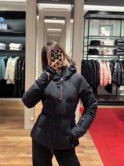Unique Superb Black Slim Fit Women's Winter Cotton Jacket Waist-Cinching Snowsuit Outerwear Elegant Compact Design