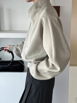 [EAM] Gray Green Shaped Elegant Sweatshirt New Stand Collar Long Sleeve Women Big Size Fashion Tide Spring Autumn 2026 1DH6660