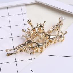 Retro Y2K Skull shaped Hair Claw Clip - Solid Color Hair Claw Clip Women's ponytail stabilizer Halloween accessory for daily use