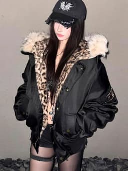 Retro Thickened Short Cotton Jacket Women's Winter Coat with Fur Collar Leopard Print Inner Fleece Lined Zipper Closure