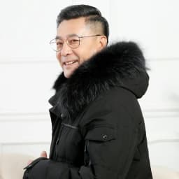 Luxury Brand Men's Down Coat And Parkas Top Quality Man Goose Down Jacket Thick Winter Padded Puffer Jacket Overcoat Padding HY7