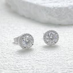 NeeTim 0.5-2CT Moissanite Stud Earrings for Women Sparkling Lab Diamond Sterling Silver S925 Wedding Party Jewelry Certified
