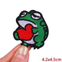 Hot New Animal Cat Embroidered Patches Iron On Patches For Clothing Thermoadhesive Patches Cartoon/Frog Dinosaur Duck Patch DIY