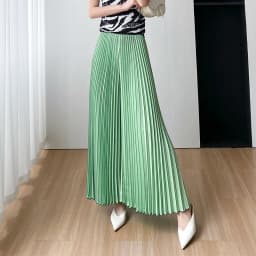 Comfortable, fashionable, casual, high-end, simple, loose, wide leg skirt pants for women summer 2025, new pleated design