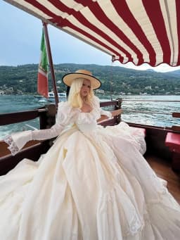 Booma A-Line Lace Classic Wedding Dresses Full-Sleeves Long Corset Square Neck Elegant Brides Gown Custom Made 2026