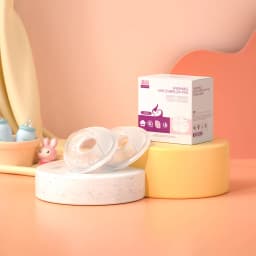2Pcs Breast Milk Collector Silicone Baby Breast pump Saver Collector Anti-leakage Milk Reusable Protect Sore Nipples BPA FREE
