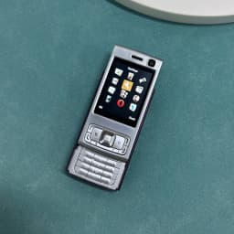 N95 Pro 2G Mini CellPhone 2.0inches Dual SIM Daul Standby GSM Mobile Phone Flashlight FM Radio Bluetooth Stylish Slider Phone