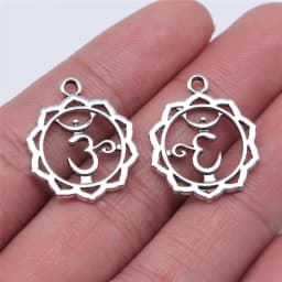 10pcs Charms Yoga Om Pendants Making DIY Handmade Tibetan Silver Color Vintage Antique Bronze Color Jewelry Making Finding