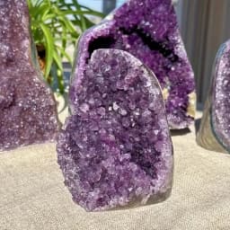 Natural Amethyst Crystal Cluster Healing Crystal Display Piece Purple Crystal Grid Therapeutic Crystal Decoration