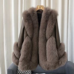 Whole Skin Fox Fur Grass Women's Mid length 2023 New Fur Integrated Sheep Skin White Duck Down Down Coat Winter