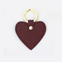 Free custom monogram logo leather keyring saffiano heart shaped kechians for promotion gift keychain ring keychain
