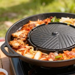 KOSUN Korean BBQ Grill Pan 2 in 1 Round Barbecue Sharing Plate for Indoor Outdoor Portable Camping Equipment Restaurant,13-inch