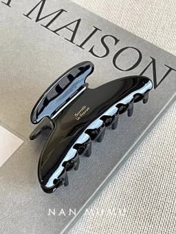 New Retro Korean Acetate Hair Claw Large Crab Hair Clips Shark Clip Simple Hairpin Fashion Hair Accessories for Woman Girls