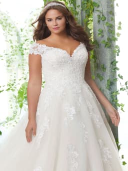 Lace Boho Wedding Dresses V-Neck Off-the-Shoulder Plus Size Bohemian Wedding Gown Robe De Mariée Luxury Bride Dress Customized