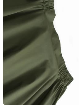 [EAM] High Elastic Waist Black Pleated Shaped Irregular Half-body Skirt Women Fashion Tide New Spring Autumn 2026   1DH5286