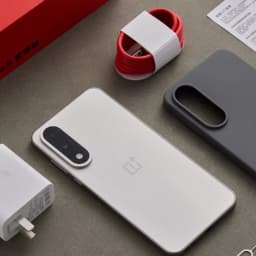 OnePlus ACE 5 Ultra Dimensity9400+ Unlock Network 6.83 Inch AMOLED 120Hz 50MP OIS 6700 mAh 100W SuperVOOC NFC OTA Update