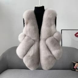 2024 autumn and winter new fox fur vest women's short coat young fur integrated vest winter coat women