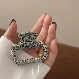 New Retro Hollowed Out Acetate Grab Clip Elegant Korean Crab Ponytail Braid Grab Clip Accessories for Girls Jewelry Gifts