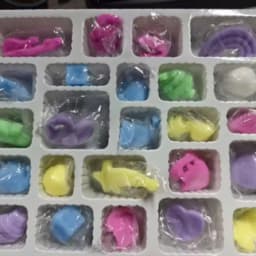 Internet celebrity Needoh’s Advent Calendar 2026 – a festive calendar with squeeze toys and holes for fun.