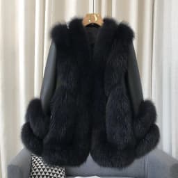 Whole Skin Fox Fur Grass Women's Mid length 2023 New Fur Integrated Sheep Skin White Duck Down Down Coat Winter
