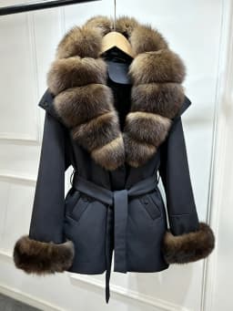 Janveny Luxury Women's Winter Down Jacket 2026 New Large Natural Real Fox Fur Cuff 90% White Duck Down Coat Female Feather Parka