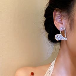 2023 New Fashion Trend Unique Design Elegant Exquisite Light Luxury Love Earrings For Women Jewelry Wedding Party Premium Gift