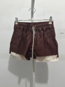 HKSH Women's Tide RO Style PU Leather Shorts Streetwear Fashion Pocket Comfortable New Versatile Dark Chic Y2K Punk Capris H2512