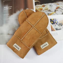 New sheepskin men's fur gloves with thicker wool lining and winter fashion windproof and cold-proof warm gloves