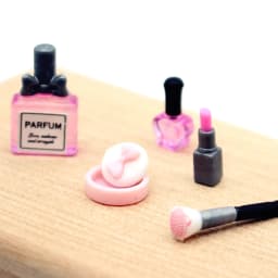 Hot 1Set 1:12 Dollhouse Mini Hair Styling Set Hair Dryer Comb Mirror Mini Furniture Bedroom Scene Pretend Play Table Miniature