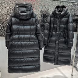 Janveny 2026 New Winter Extra Long Hooded 90% White Duck Down Jacket Women Ultra-Thick Warmth Black Glossy Fluffy Puffer Coat