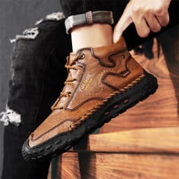 2026 New Genuine Leather Shoes Men Plus Size Luxury Brand Mens Loafers Moccasins Breathable Slip Driving Shoes Schoenen Mannen