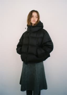Fashionable Short Duck down Jacket Coat Warm Winter Outerwear Hooded Smooth 90% down Women's Commute Style Zipper Closure