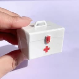 1/12 Dollhouse Miniature Simulation Medicine Box Emergency Case Model Toys Dollhouse Living Room Decoration Micro Scene Ornament