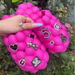 2025 Summer New Bubble Slippers Women Toe-covered Massage Sandals Creative Peanut Shoes Herringbone Slippers Beach Flip Flops