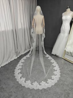 Customized Wedding Veil with Chantilly Eyelash Lace, 2m/2.5m/3m Mantilla Veil, Ivory Bridal Veil with Hidden Comb, Veil NV9145