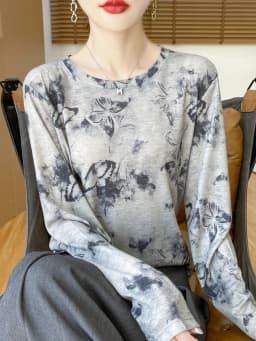 2025 New Summer Thin Silk Knitted Short-sleeved T-shirt Women's Sleeveless Wool Loose Printed T-shirt