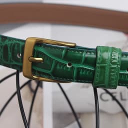 Women's Retro Simple Crocodile Pattern Leather Green Belts Female Belt Fashionable For Women Dress Decoration Waistband