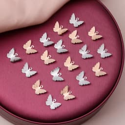 Leslie 100pcs 6x6mm Small Alloy Hearts Spacer Beads Charms Fit DIY Bracelets Necklaces Handmade Finding Jewelry Accessories