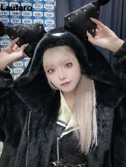 Lautaro Winter Oversized Warm Thick White Faux Fur Coat Women with Hood Sweet Cute Kawaii Japanese Style Fashion Fluffy Jacket