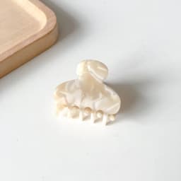 UXSL New Sweet Small Mini Hair Claws Acetate Hair Clips for Women Girl Barrettes Crab Clamp Ponytail Hairpin Fashion Accessories