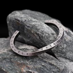 New Vintage 316L Stainless Steel Mobius Bangles For Men Fashion Nordic Vikings Letter Bracelets Party Jewelry Gifts Wholesale