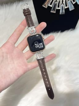Diamond Leather strap for Apple Watch Band 44mm 45mm 38-42-40-41mm Luxury design Bracelet iwatch series 8 7 SE 6 5 4 Ultra 49mm
